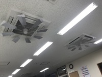 社内のエアコン.jpg